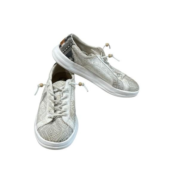 Hey Dude Women's Ivory Karina Sneakers Shoes 8 Slip On Lightweight COMFORTABLE - Picture 1 of 11